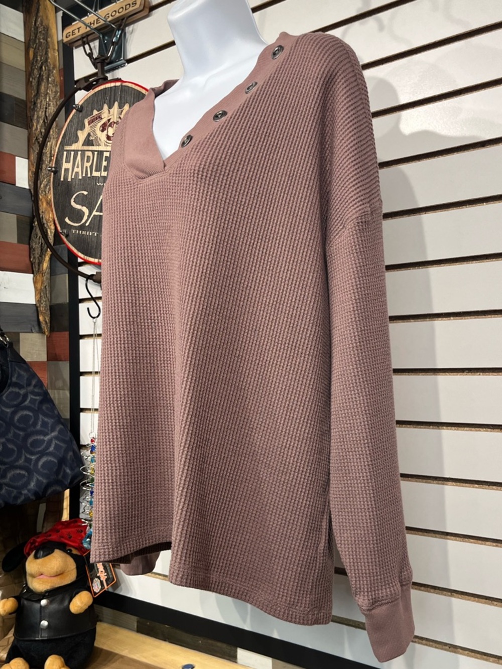 Seven7 waffle knit top size XL - Picture 3 of 9